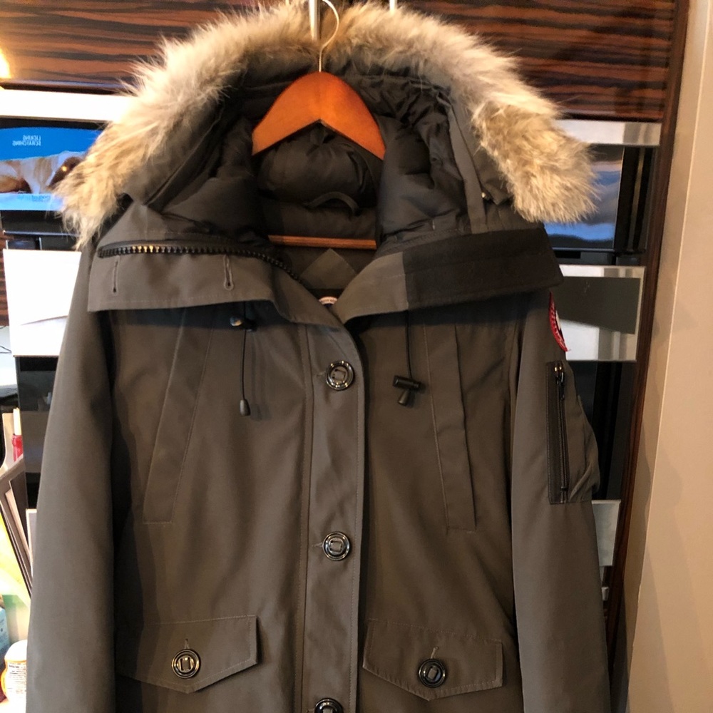 Canada Goose Montebello Parka (women’s)